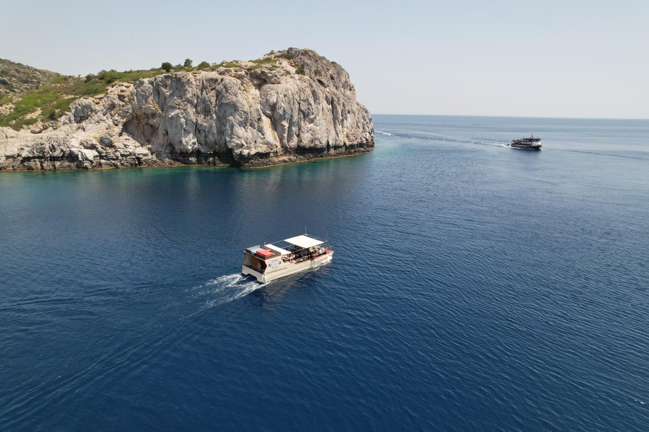 Faliraki: Sunset Cruise with Unlimited Aperol, Beers & Wine