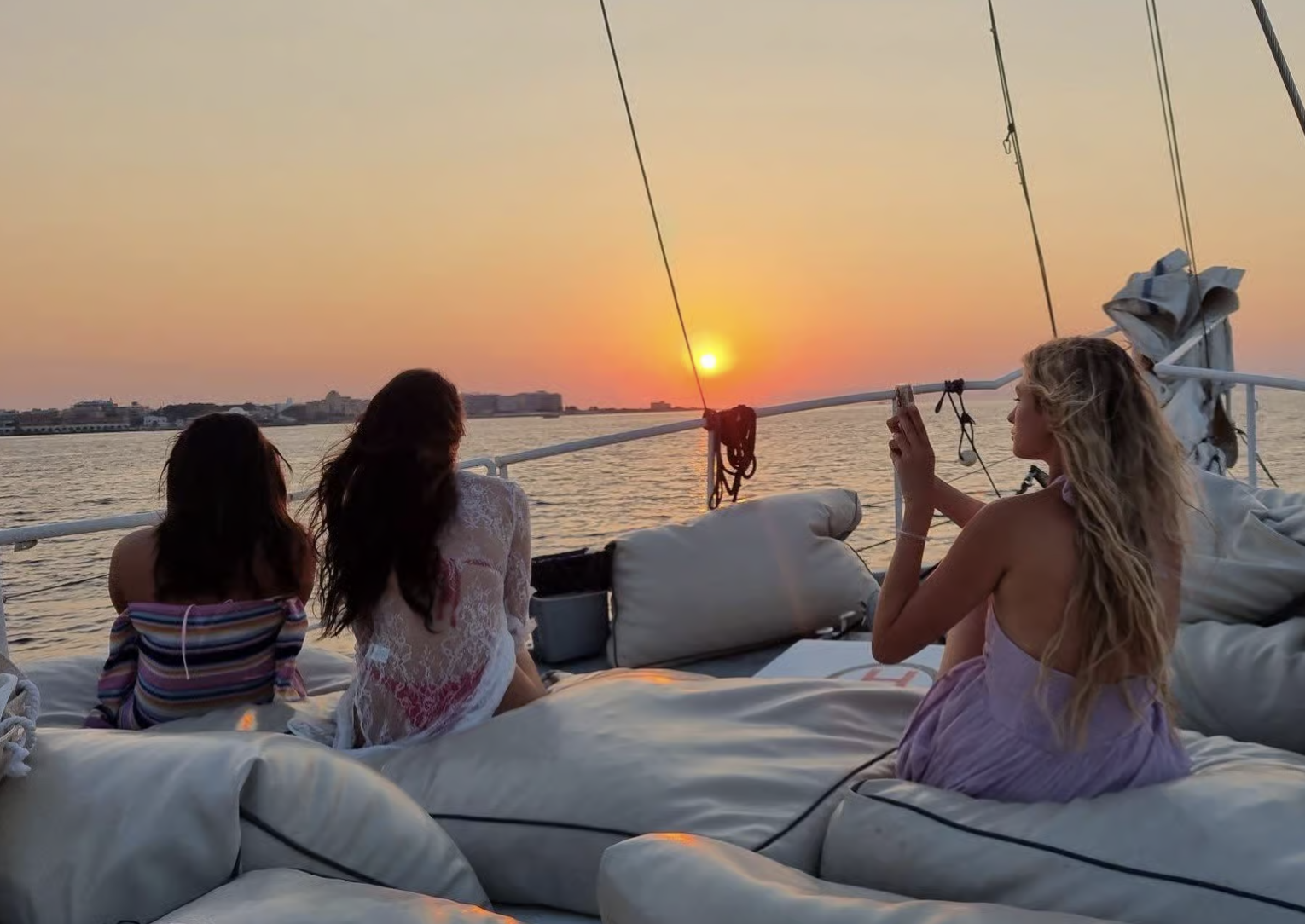 Rhodes: Sunset Cruise with Open Bar, Dinner & Live Music